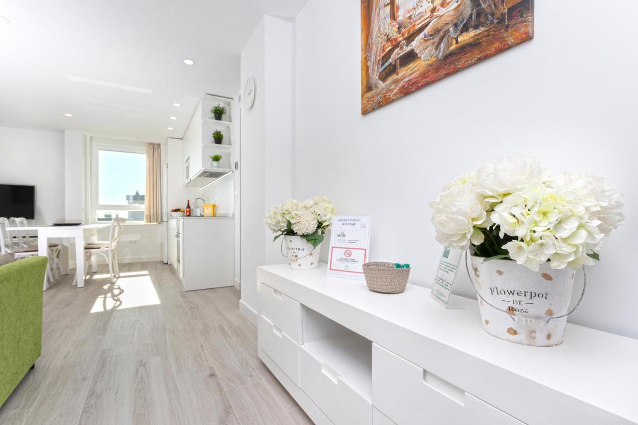 Apartamento Arpa De Tréboles - Carihuela Views! *